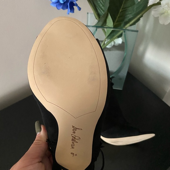 Sam Edelman black tie-up booties. New never worn - Picture 7 of 9